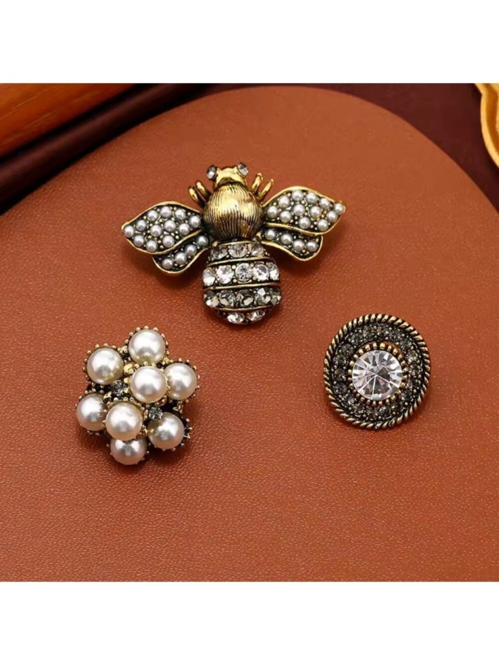 Just In ✨ Vintage Mini Brooch Set Bee Pearl Crystal Pins